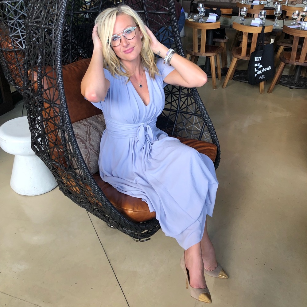 Gal Meets Glam chiffon midi dress. Size 2